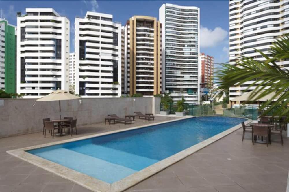 Mercure Pituba 4*