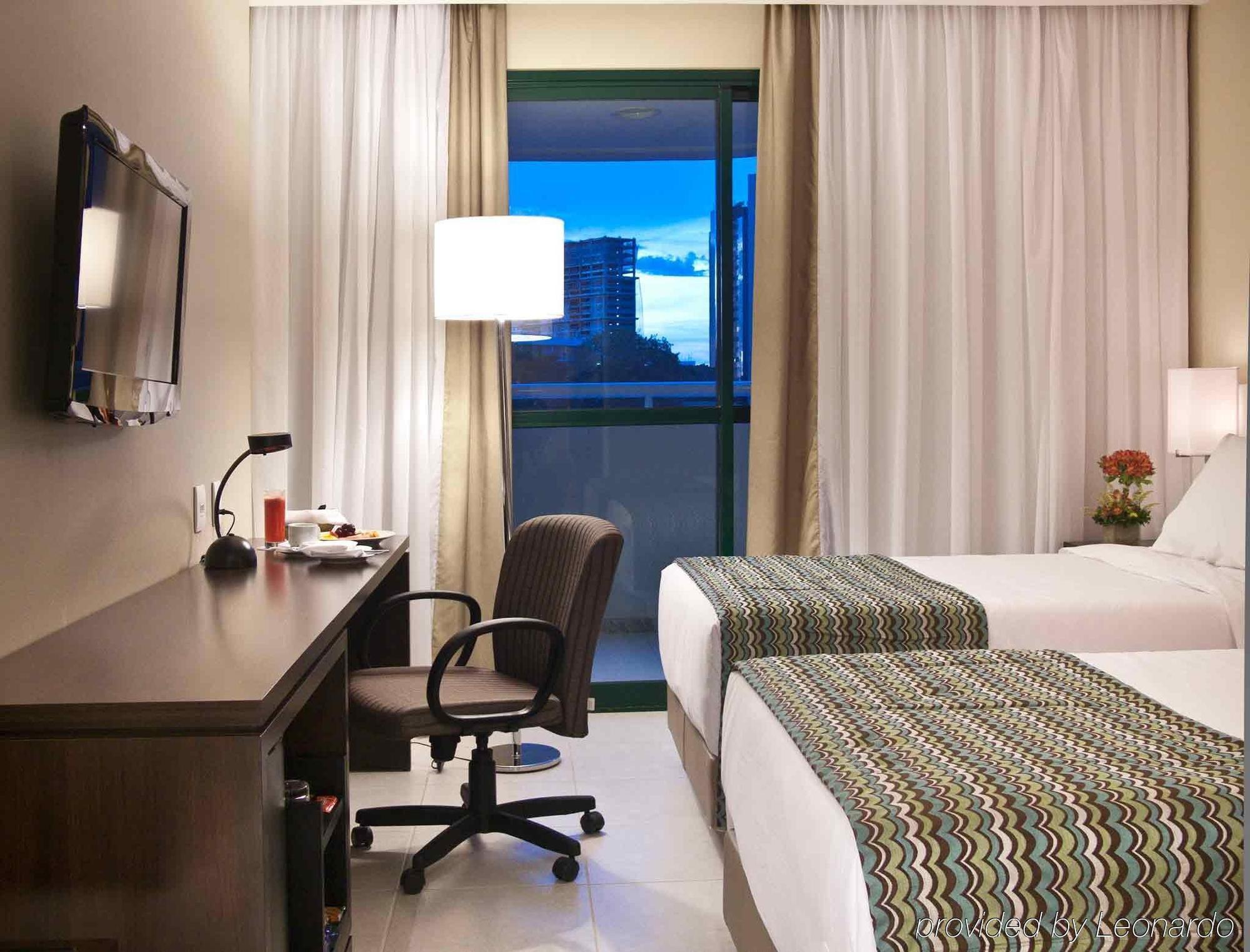 Hotel Mercure Pituba 4*