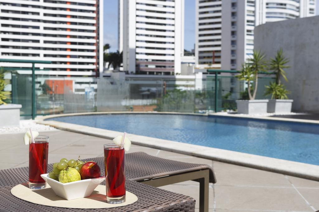 Mercure Pituba 4*